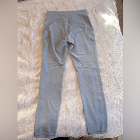 Lululemon Invigorate HR Tight 25” Size 6 - Picture 2 of 4